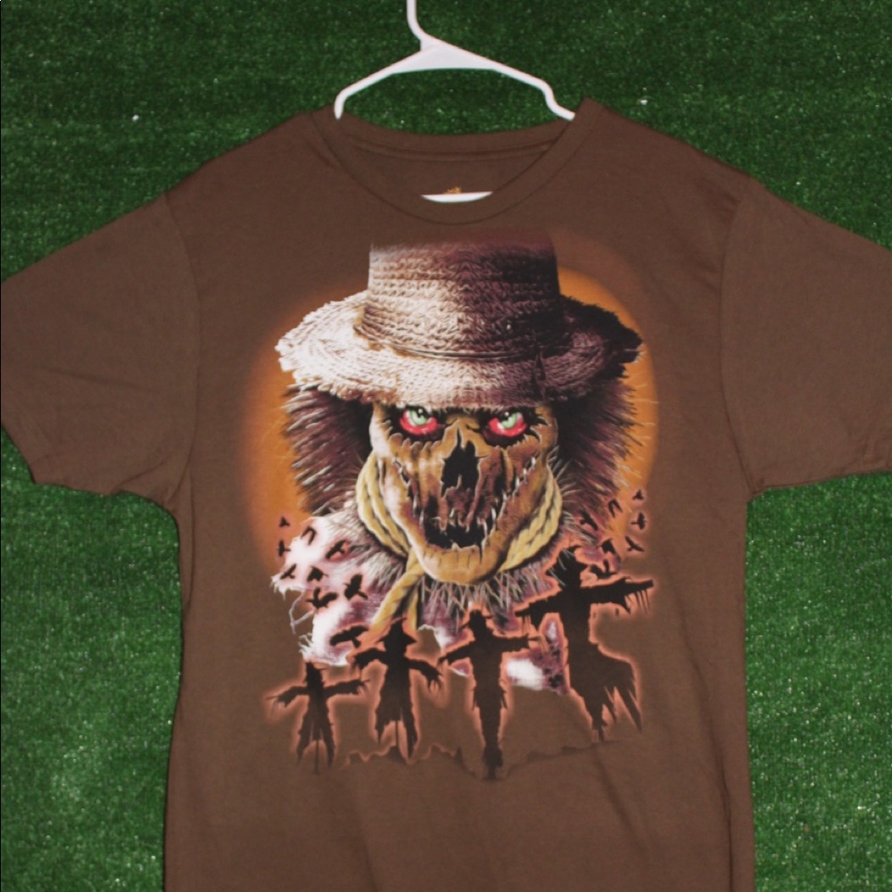 GRAPHIC SCARECROW TEE
